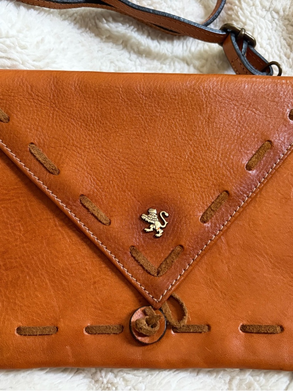Leather Envelope Crossbody in Cognac with Gold Griffin Accent